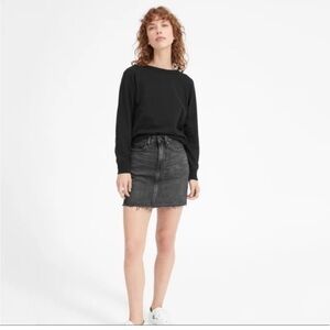 Everlane black wash denim skirt raw hem size 26